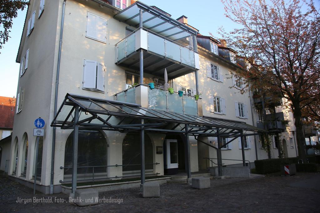 Lakeside Smoker-Apartment Friedrichshafen Esterno foto